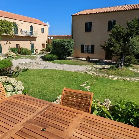 Principe E Principessa Della Cava - Sul Mare Апартаменты Ла-Маддалена